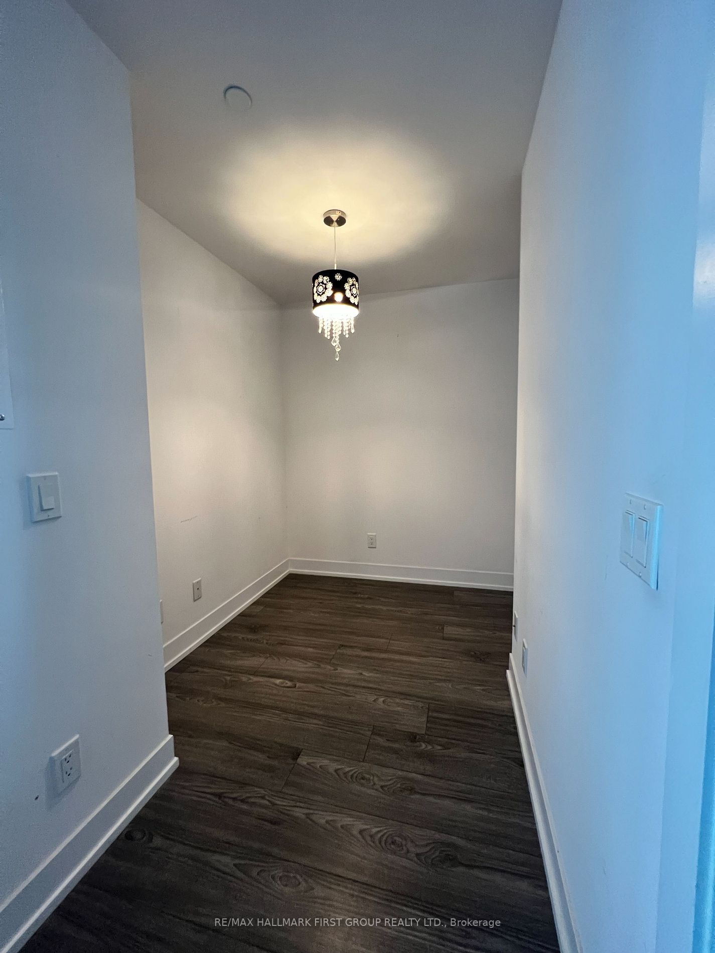 1215 Bayly St, #1403
