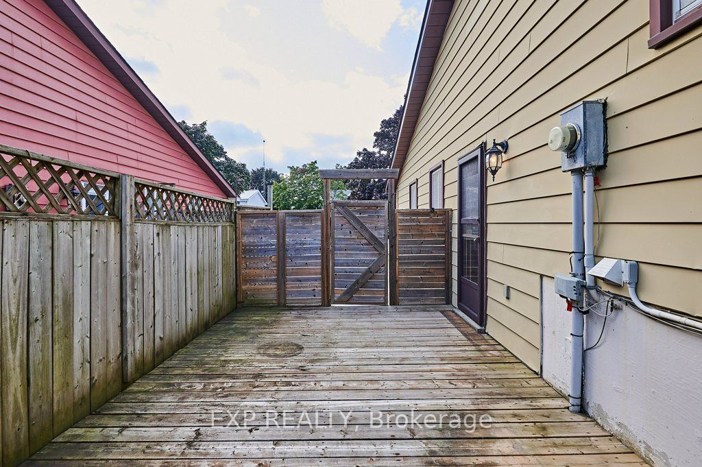 421 Fleetwood Drive