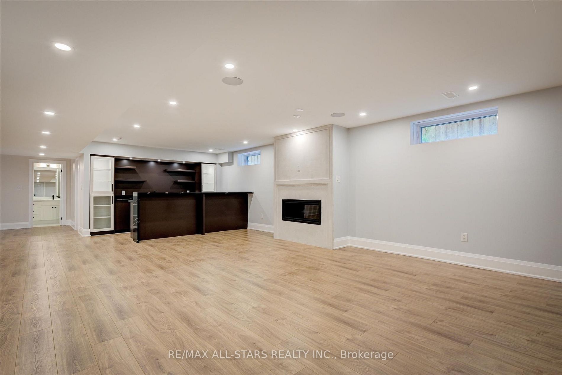 58 BETHUNE Boulevard