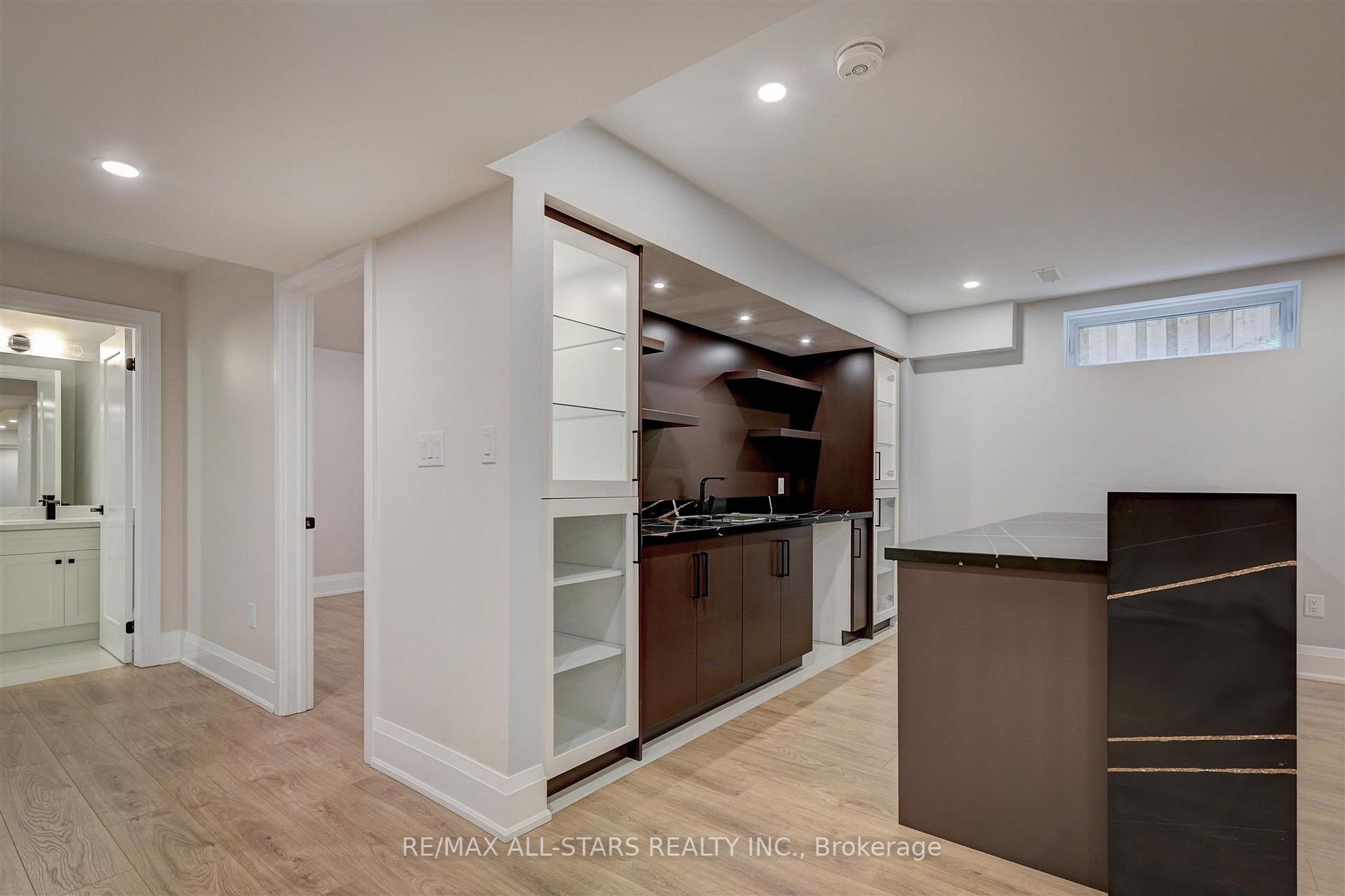 58 BETHUNE Boulevard