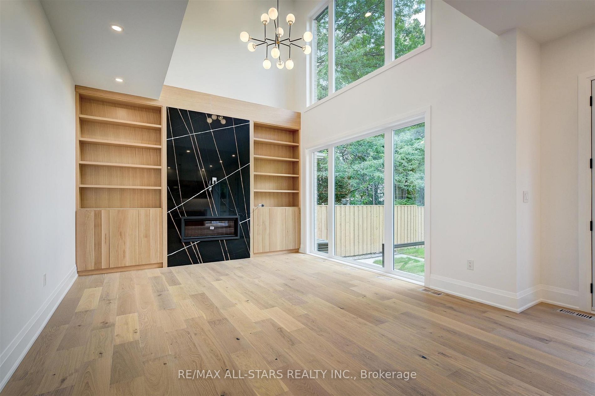 58 BETHUNE Boulevard