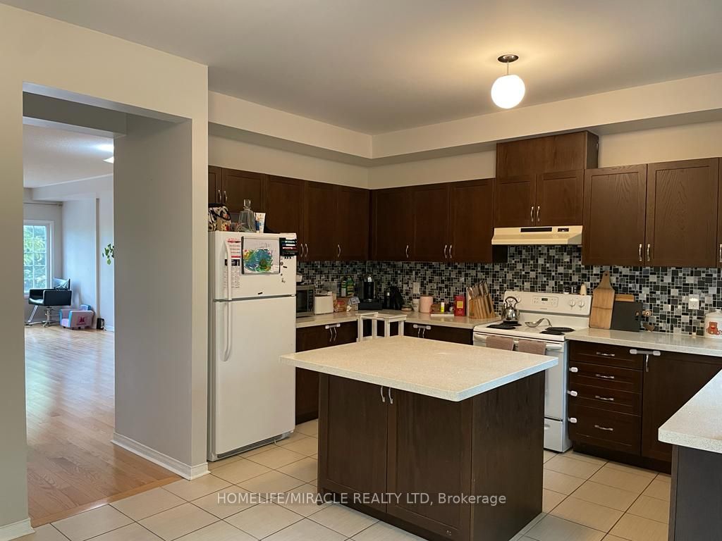 23 Tillinghast Lane