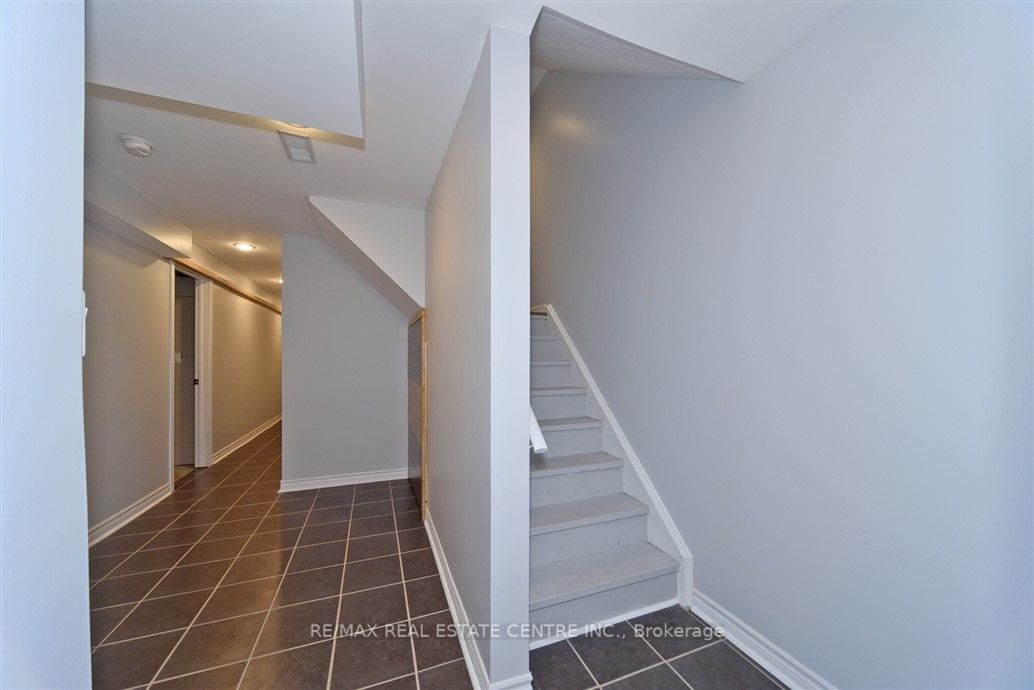 67 Thames Drive