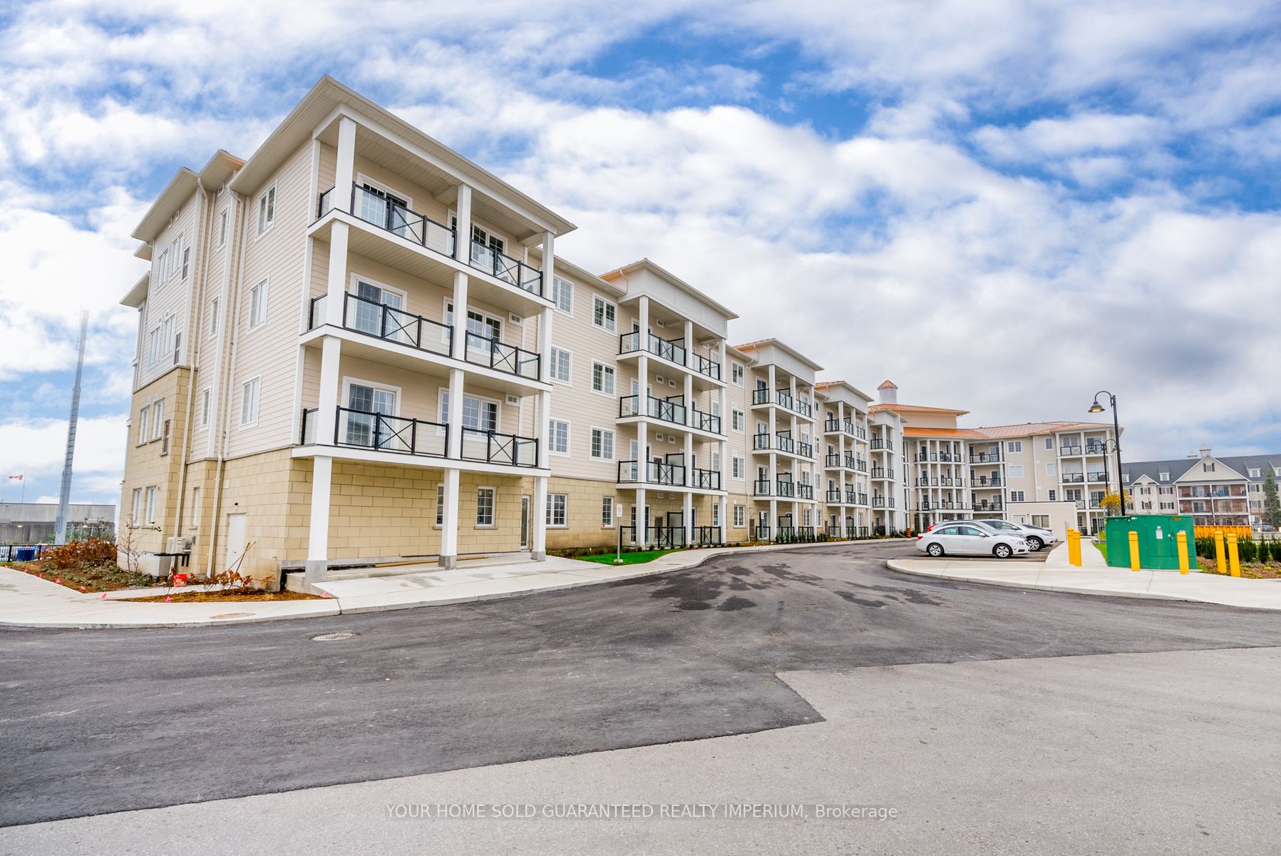 50 Lakebreeze Dr, #424