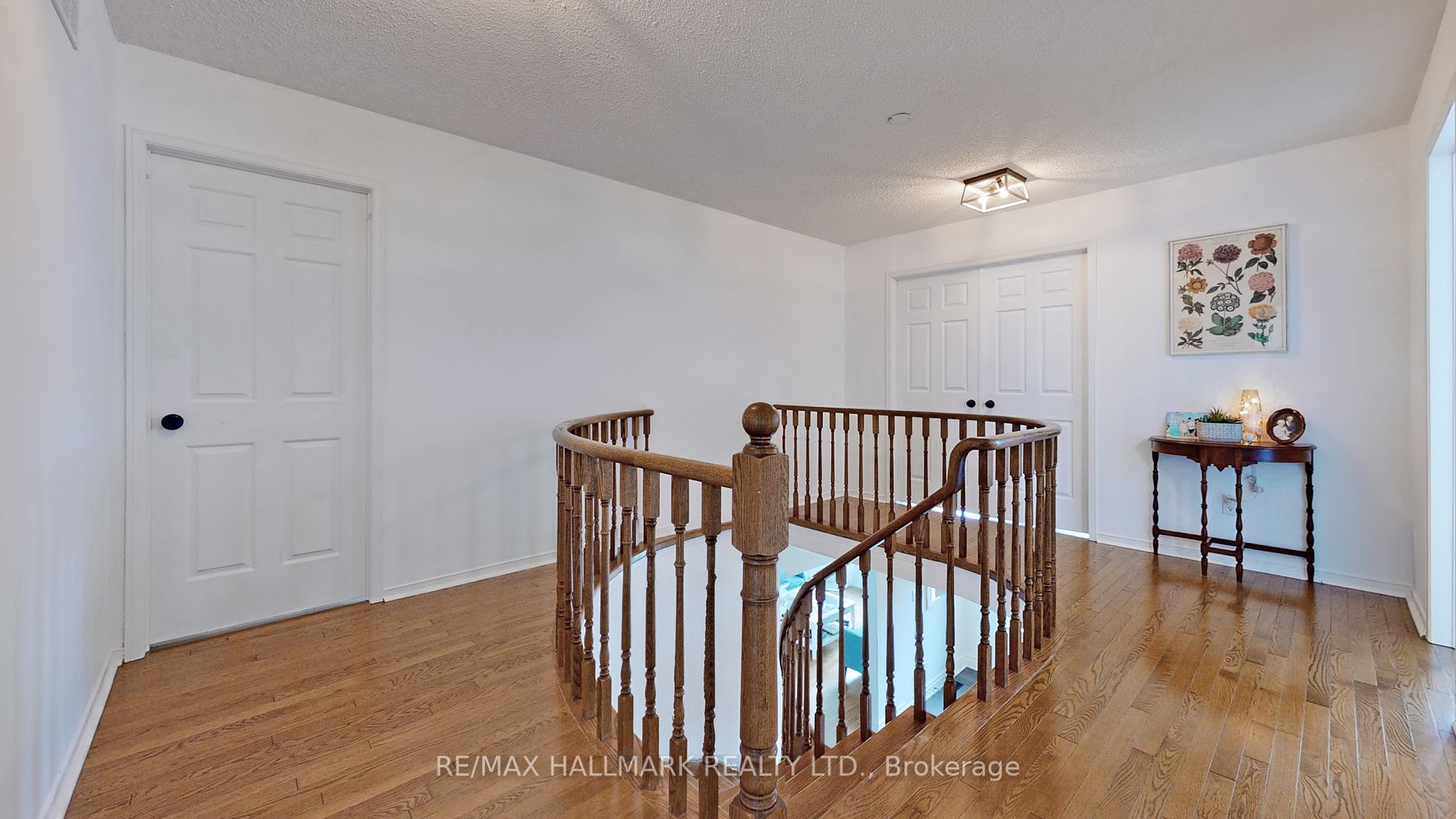69 Blueking Crescent