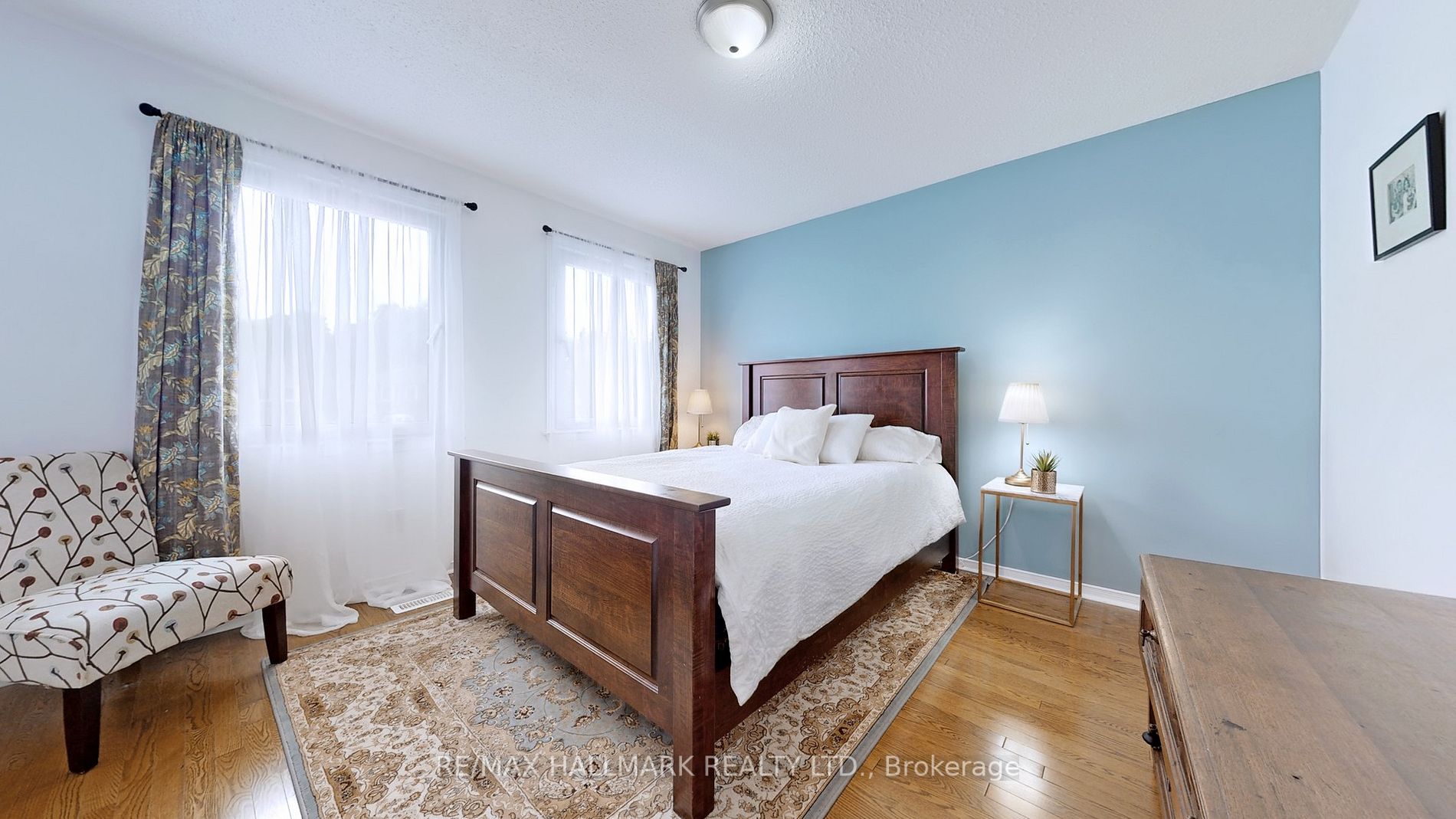 69 Blueking Crescent