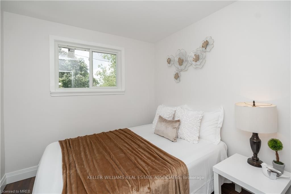 Listing E7010346 - Large Photo # 23