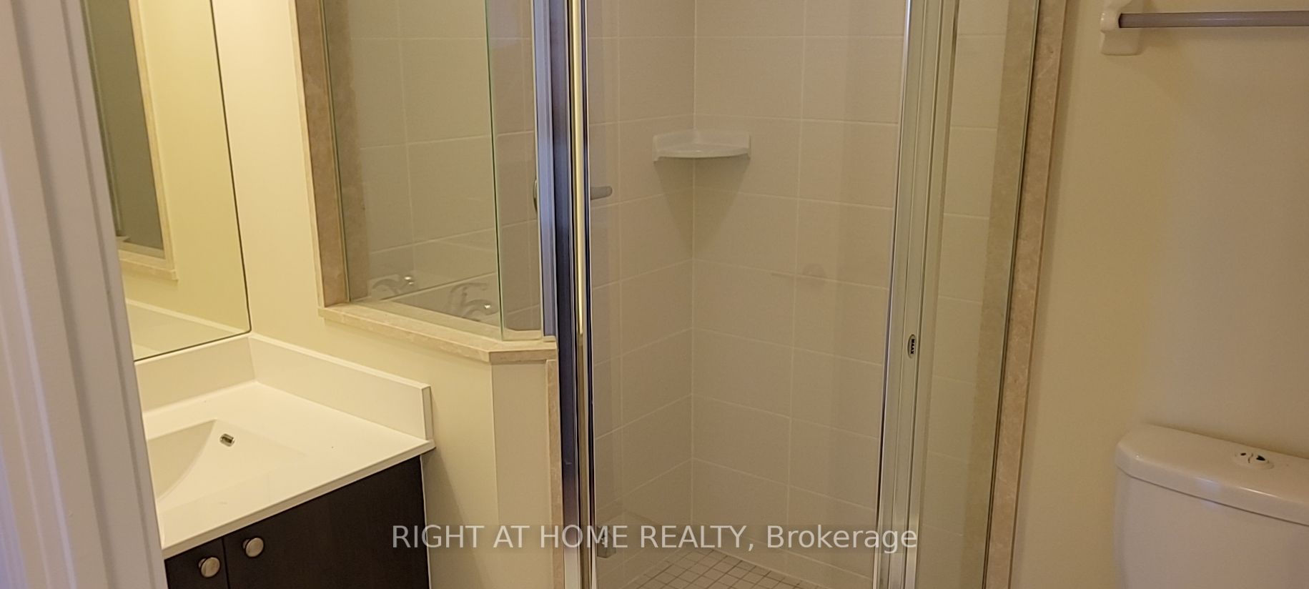 151 Village Green Sq, #2702