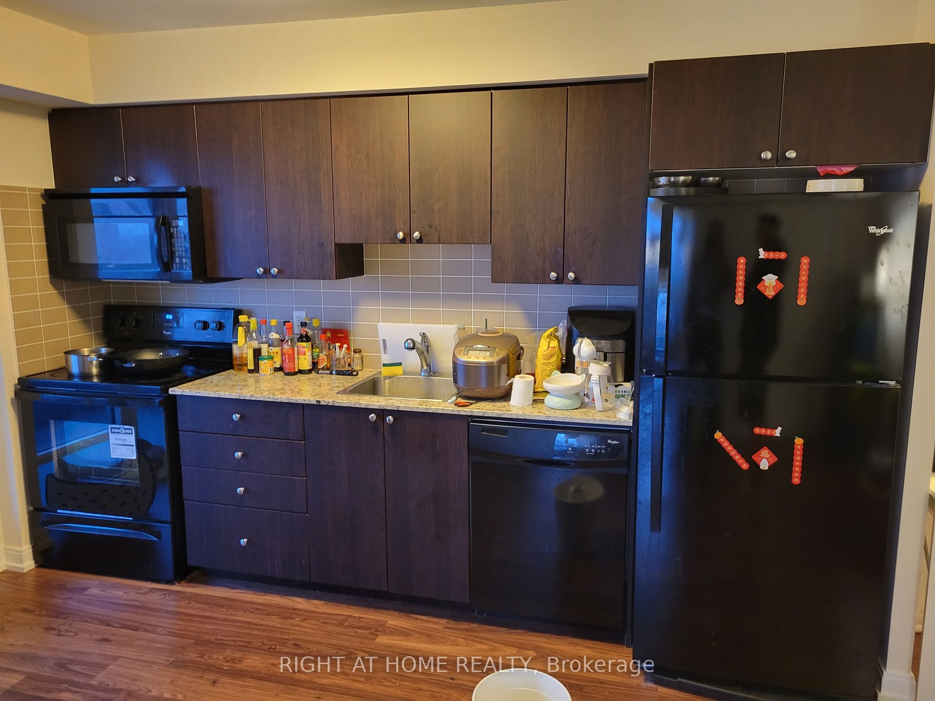 151 Village Green Sq, #2702