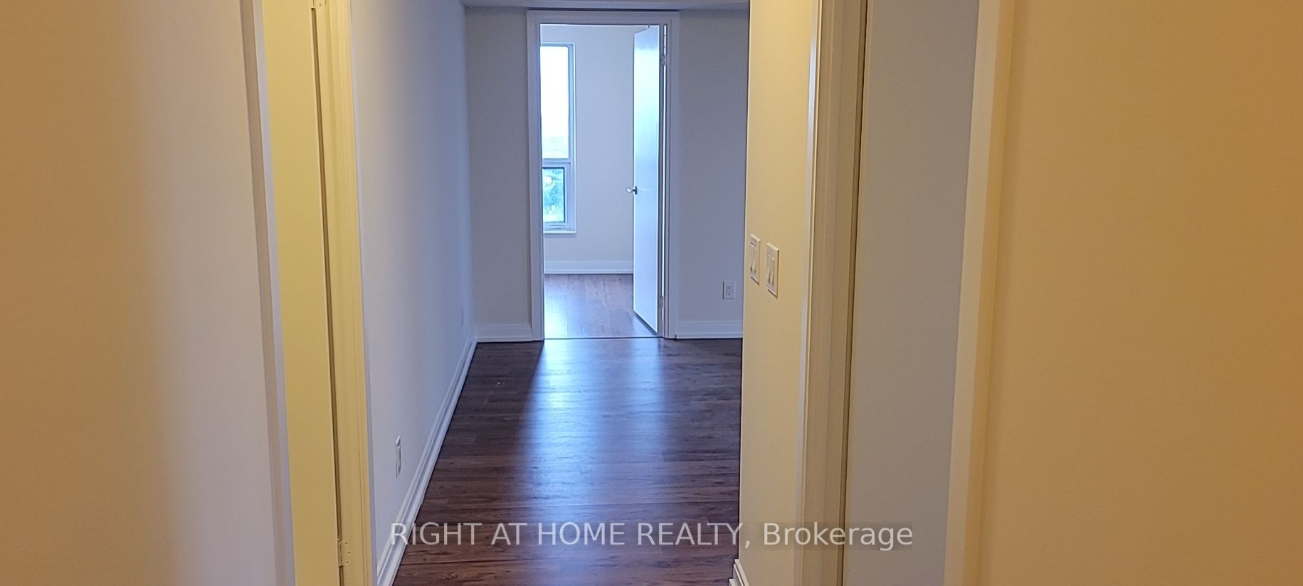 151 Village Green Sq, #2702
