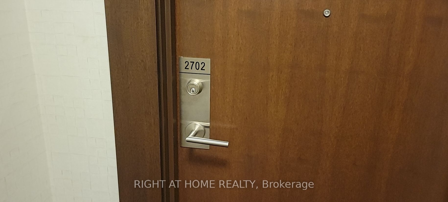 151 Village Green Sq, #2702