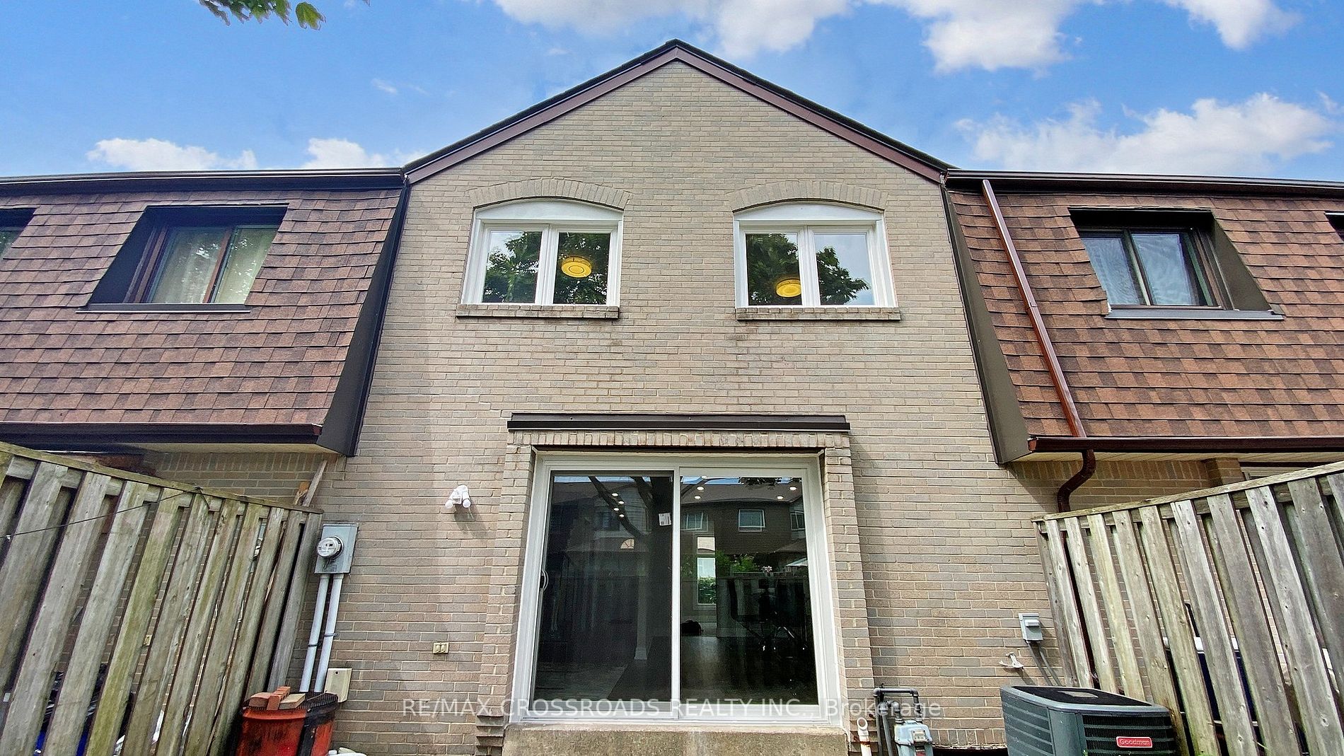21 Livonia Place, #90