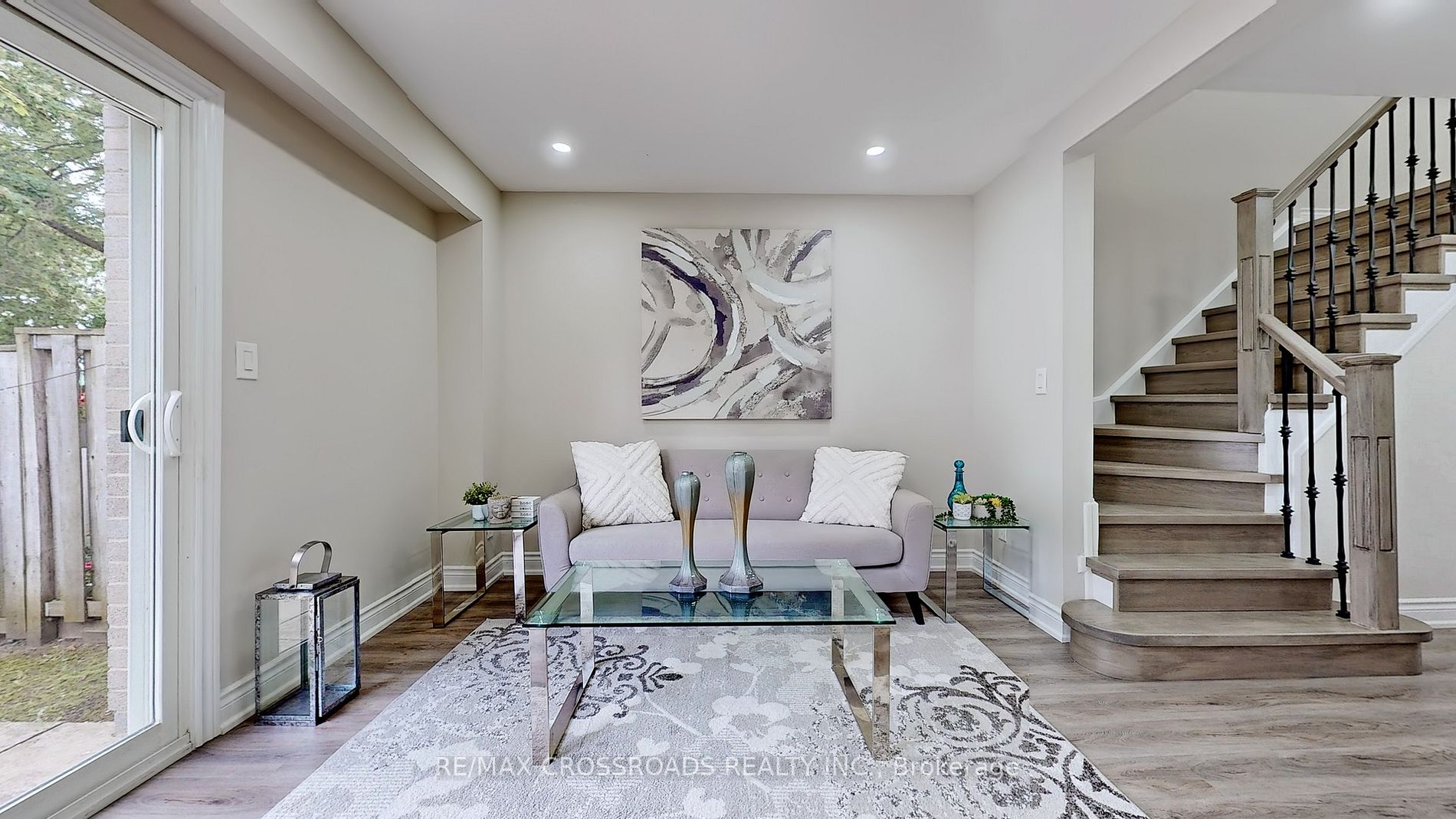 21 Livonia Place, #90