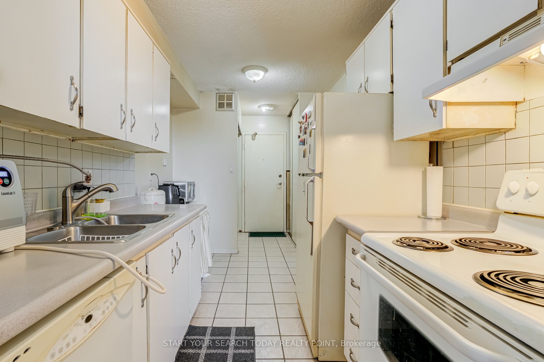 90 Ling Rd, #607