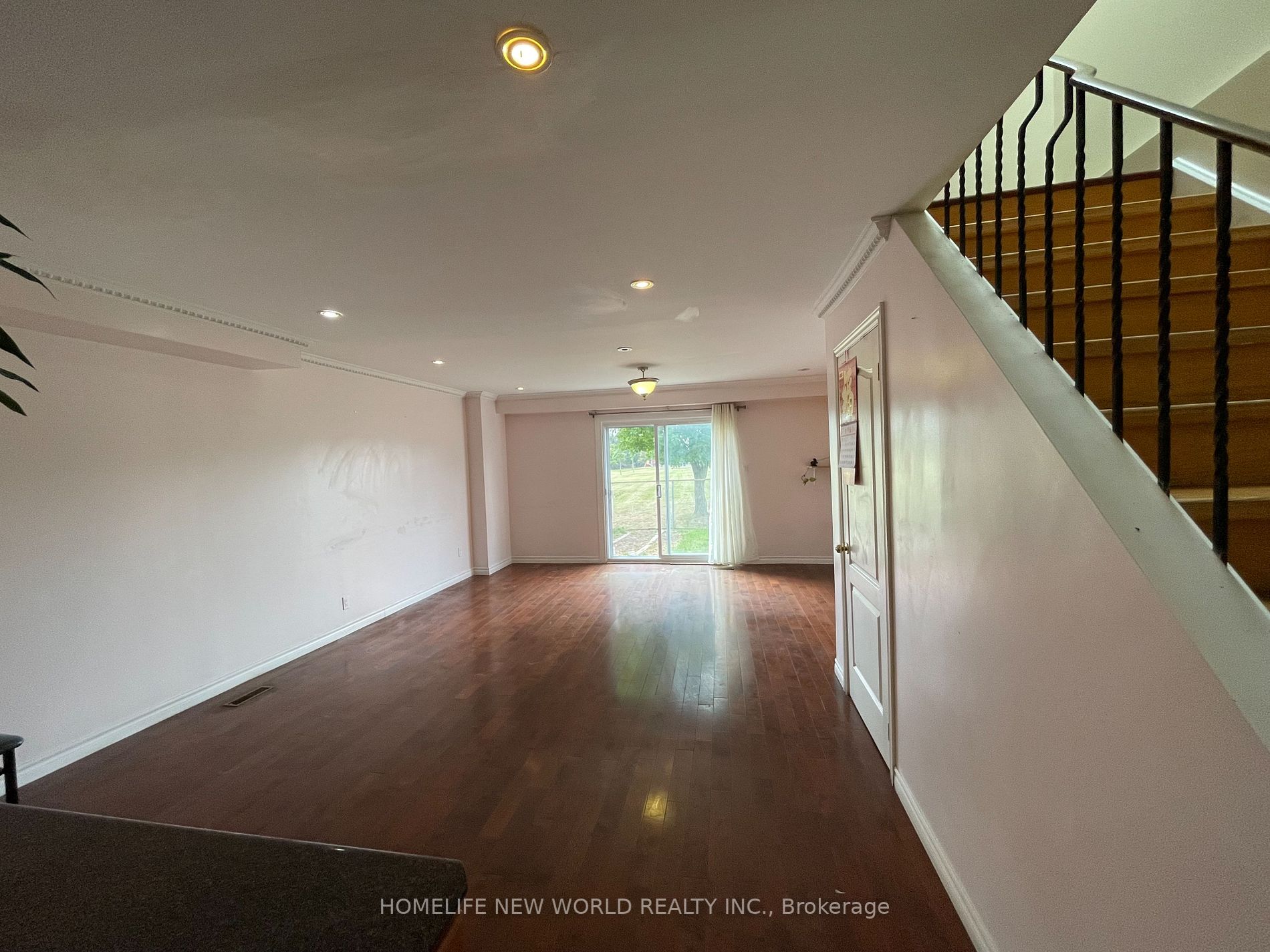 43 Richmond Park Blvd, #Main