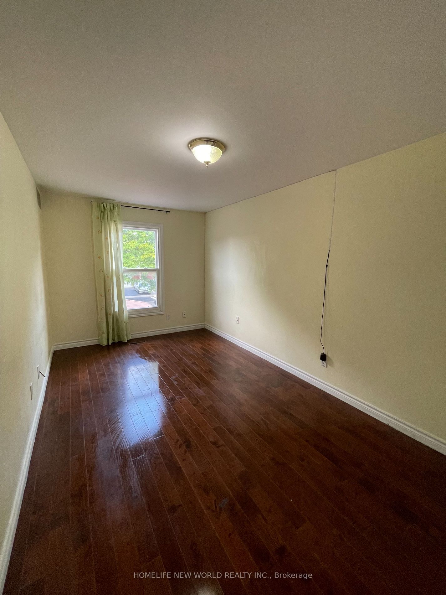 43 Richmond Park Blvd, #Main