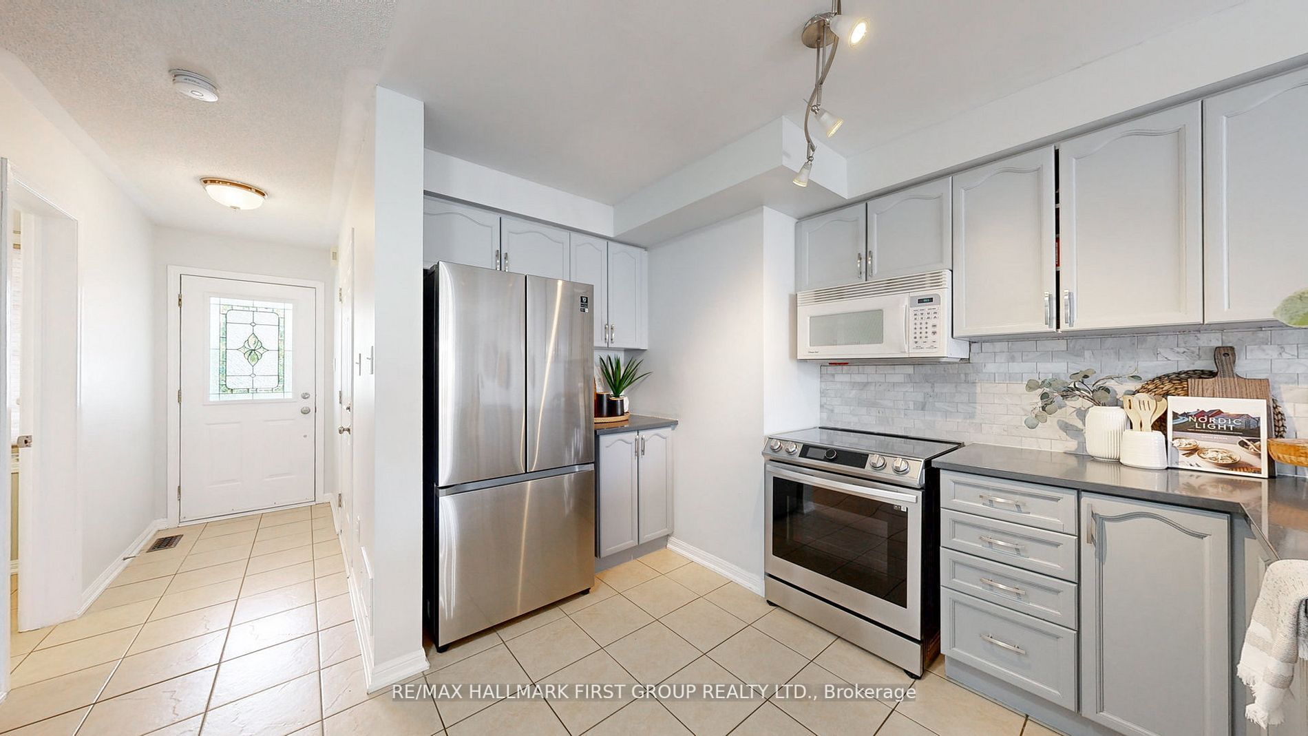 18 Annisson Crt