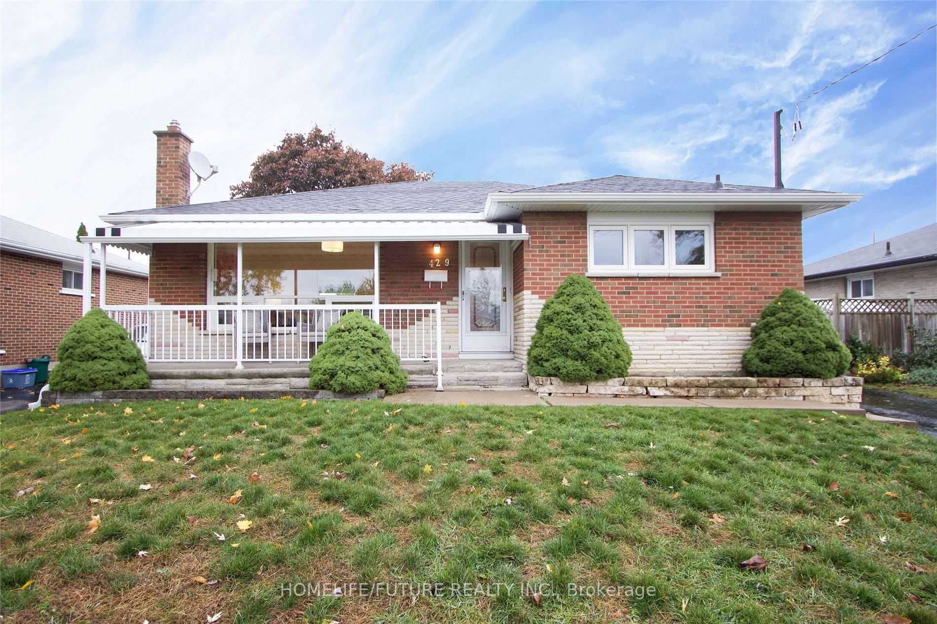 429 Elizabeth St, #Upper