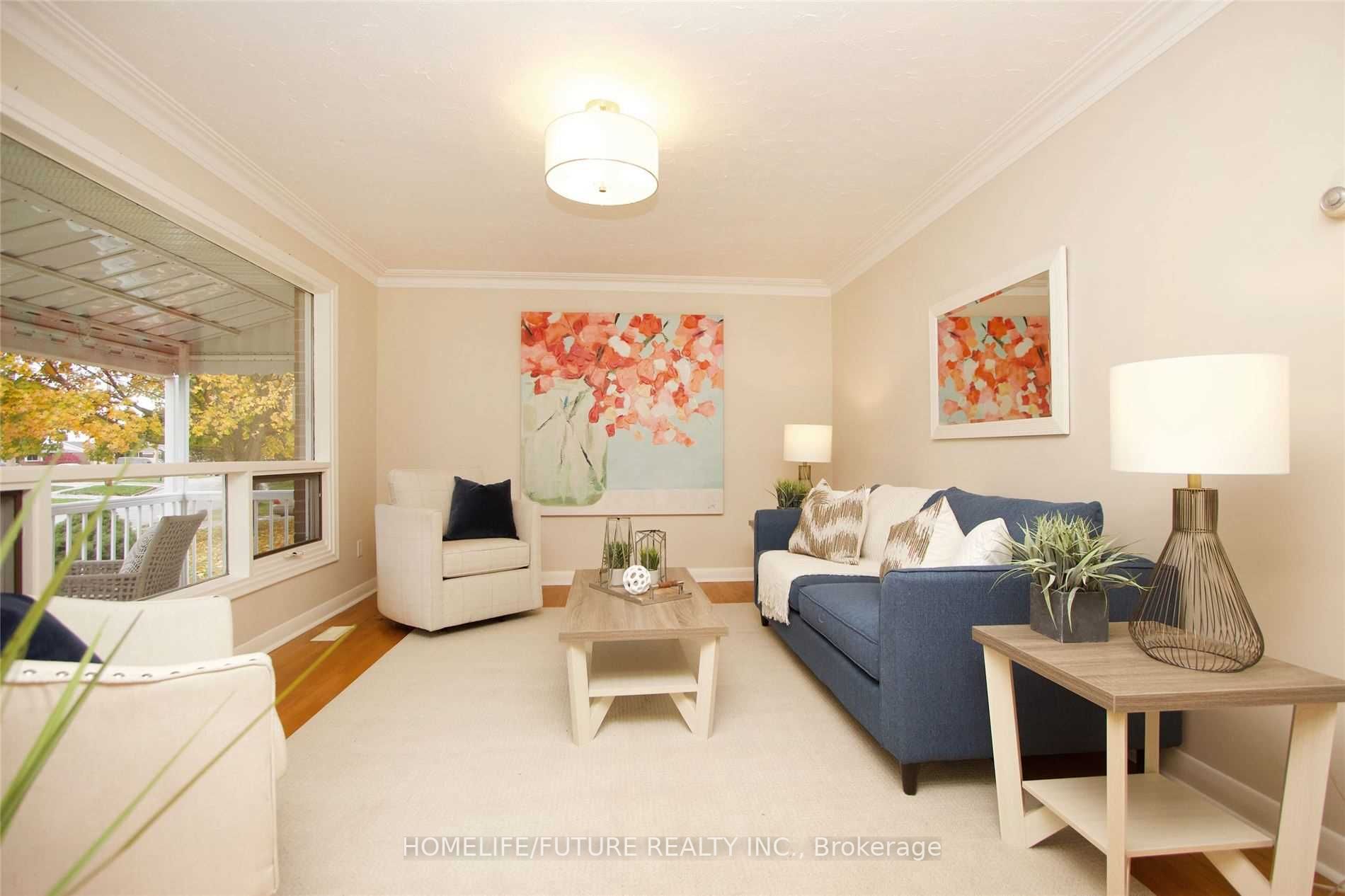 429 Elizabeth St, #Upper