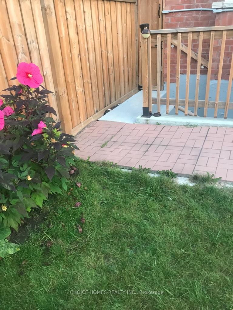 17 Hallam Rd, #Bsmt