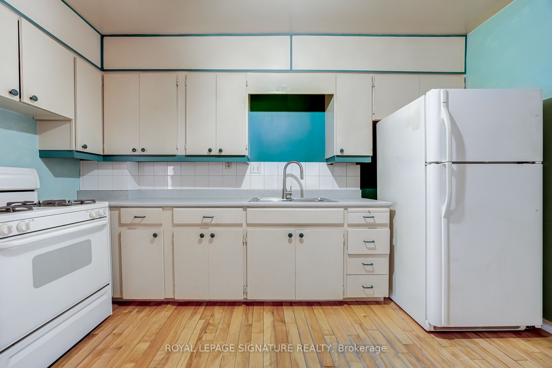 Listing E7010732 - Large Photo # 9