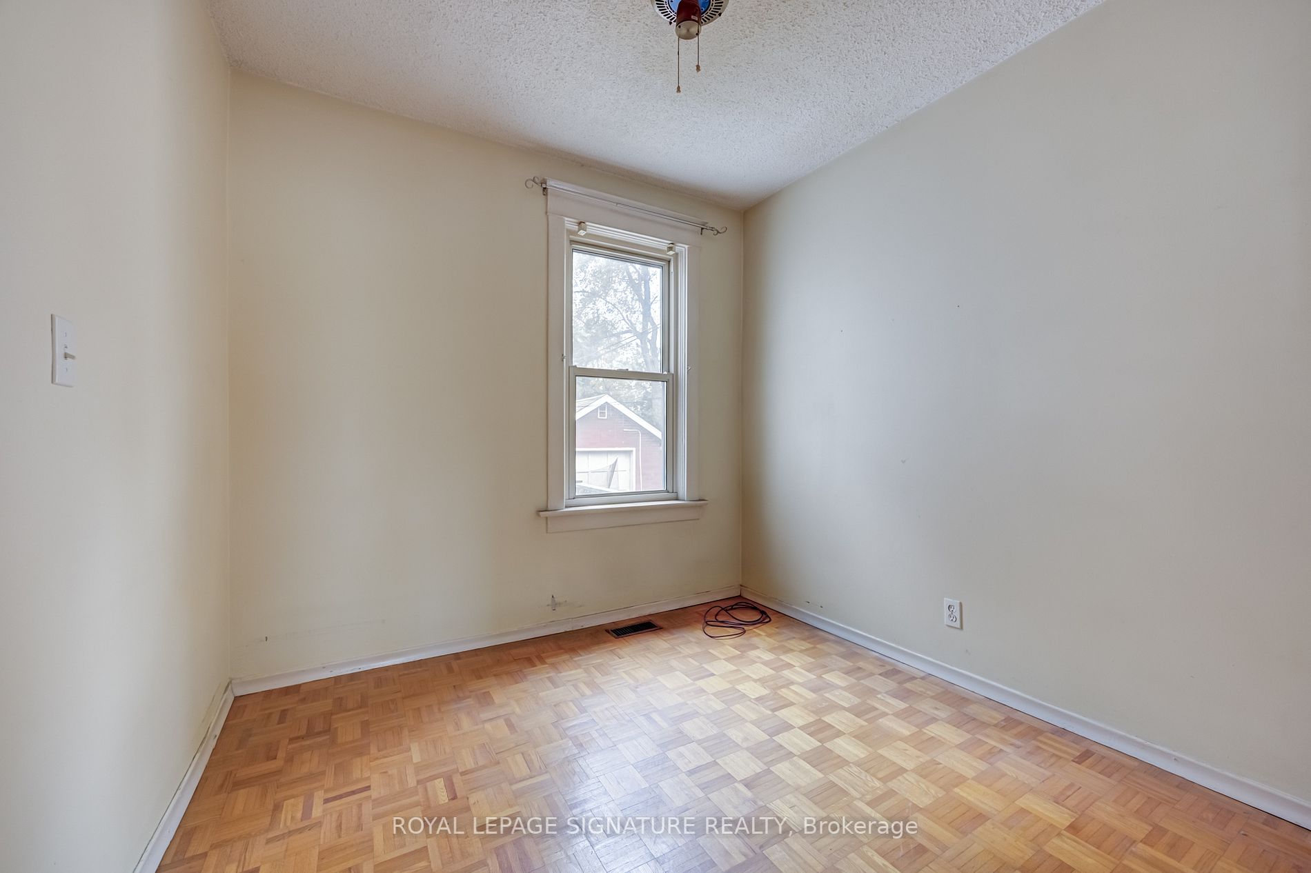 Listing E7010732 - Large Photo # 10