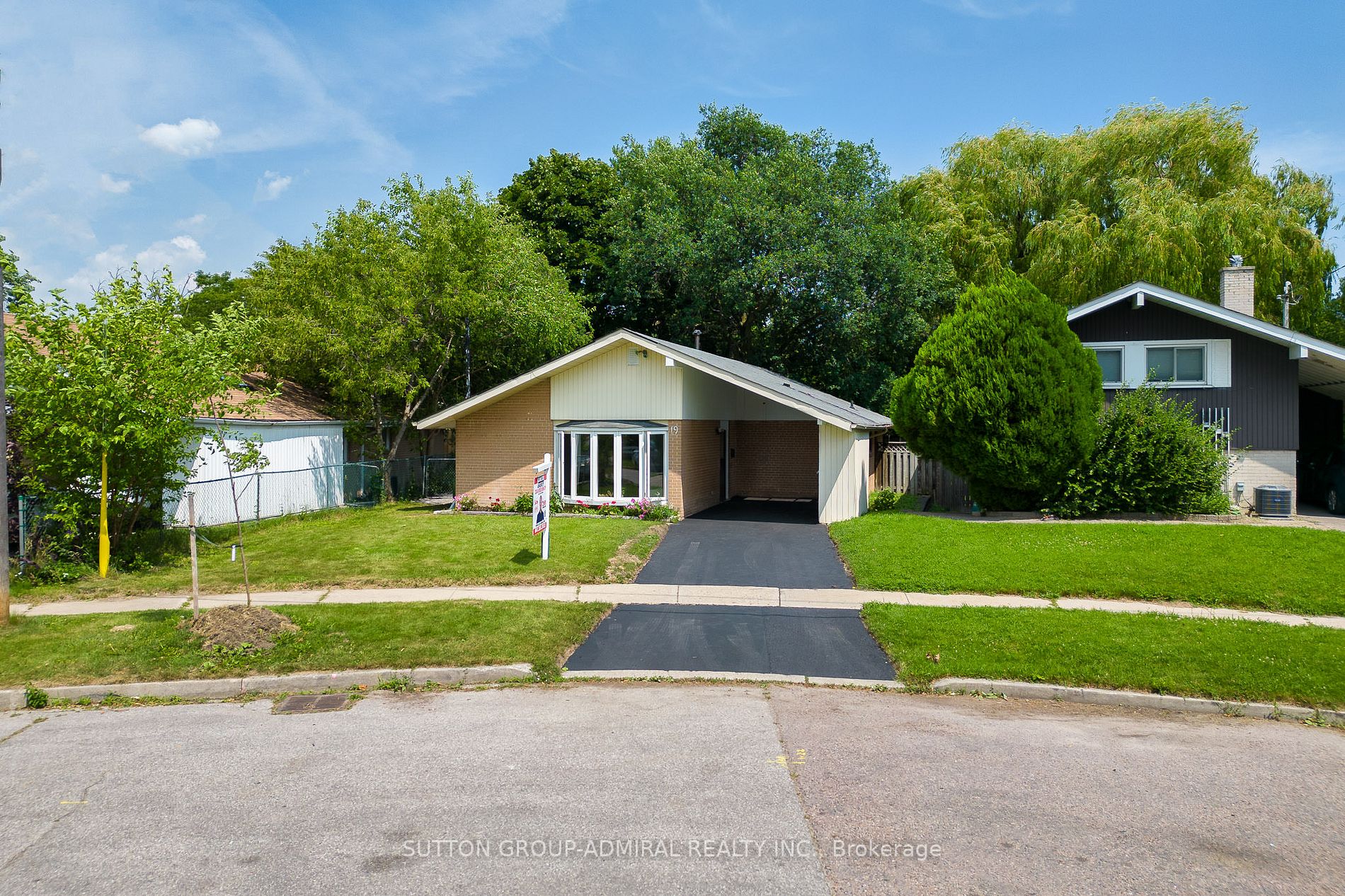 19 Gondola Cres