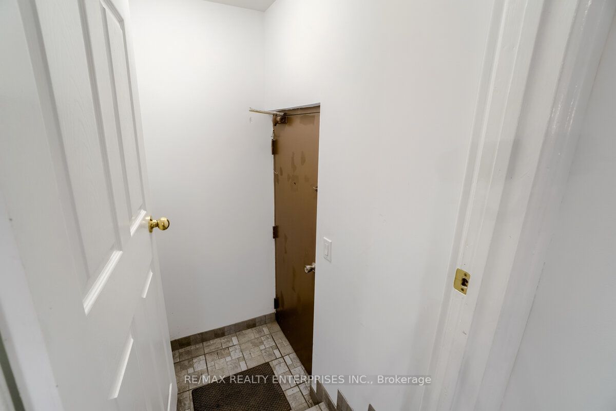 25 Brimwood Blvd, #99
