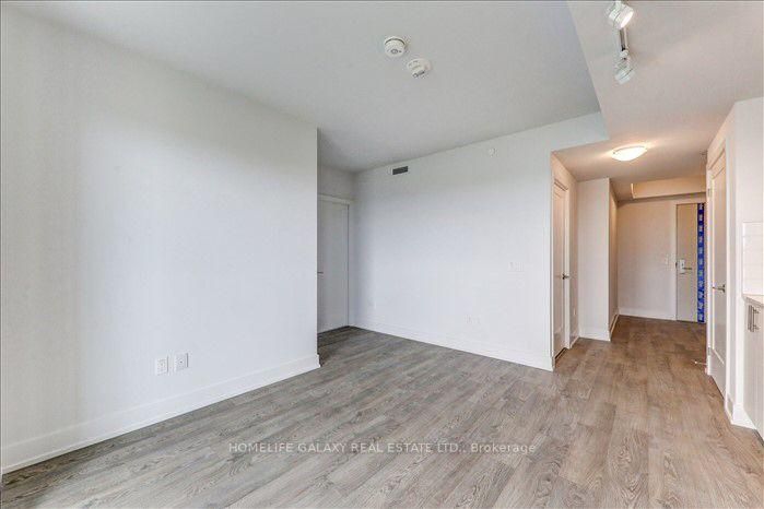 2550 Simcoe St N, #507