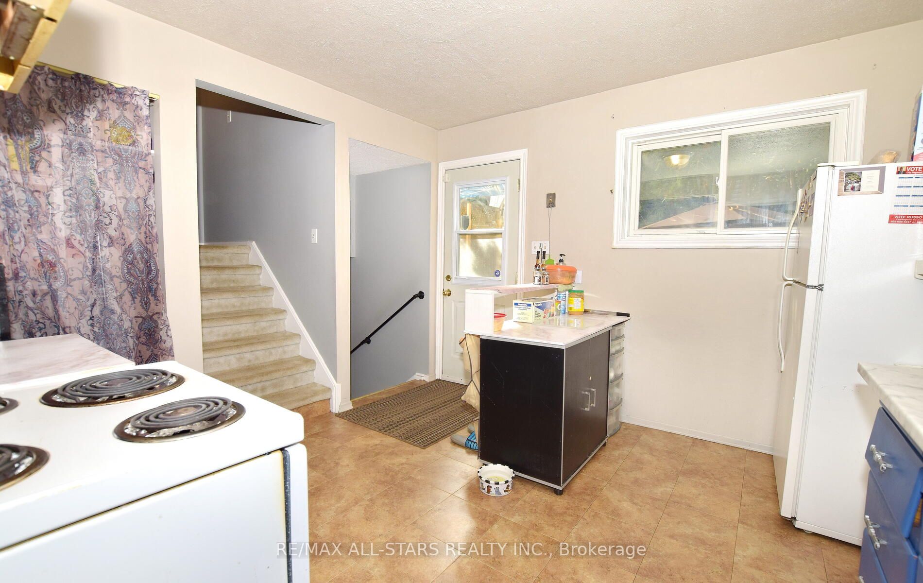 1389 Palmetto Dr