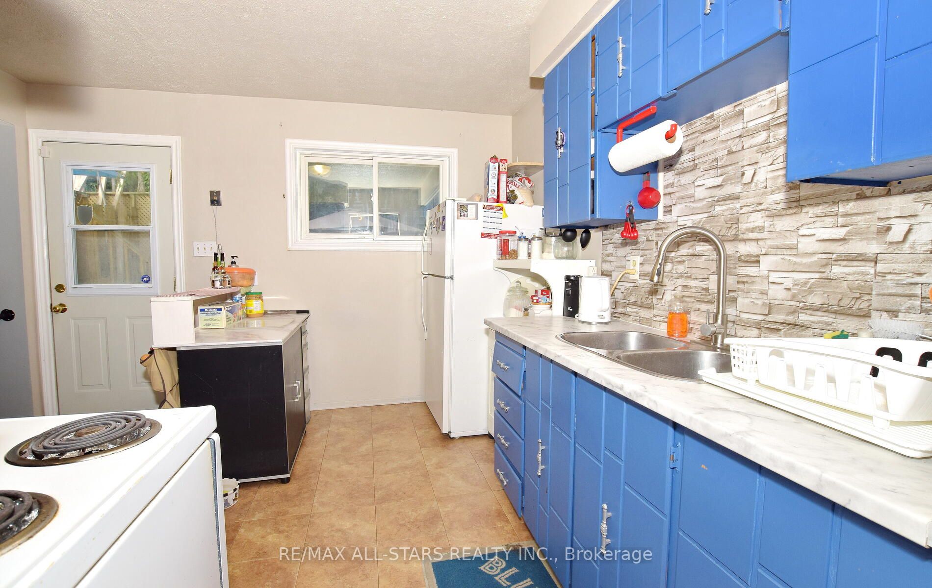 1389 Palmetto Dr