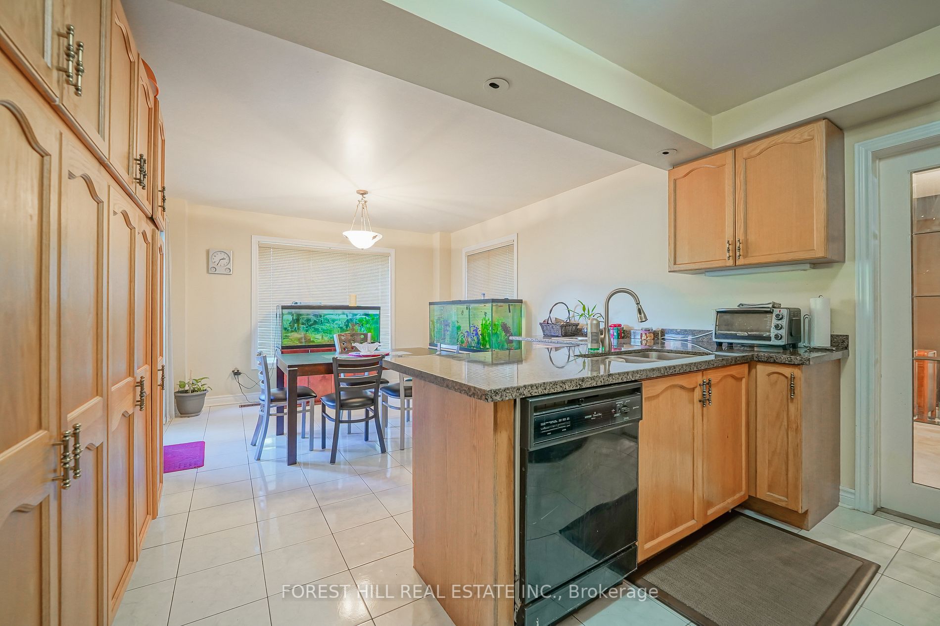 Listing E7011092 - Large Photo # 7