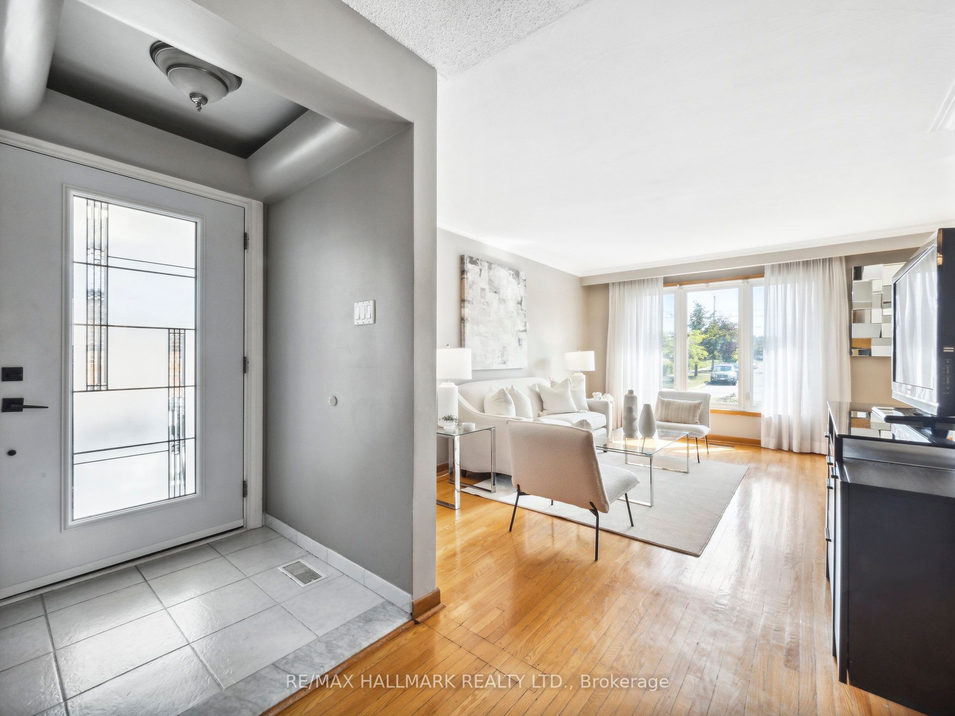40 Zenith Dr