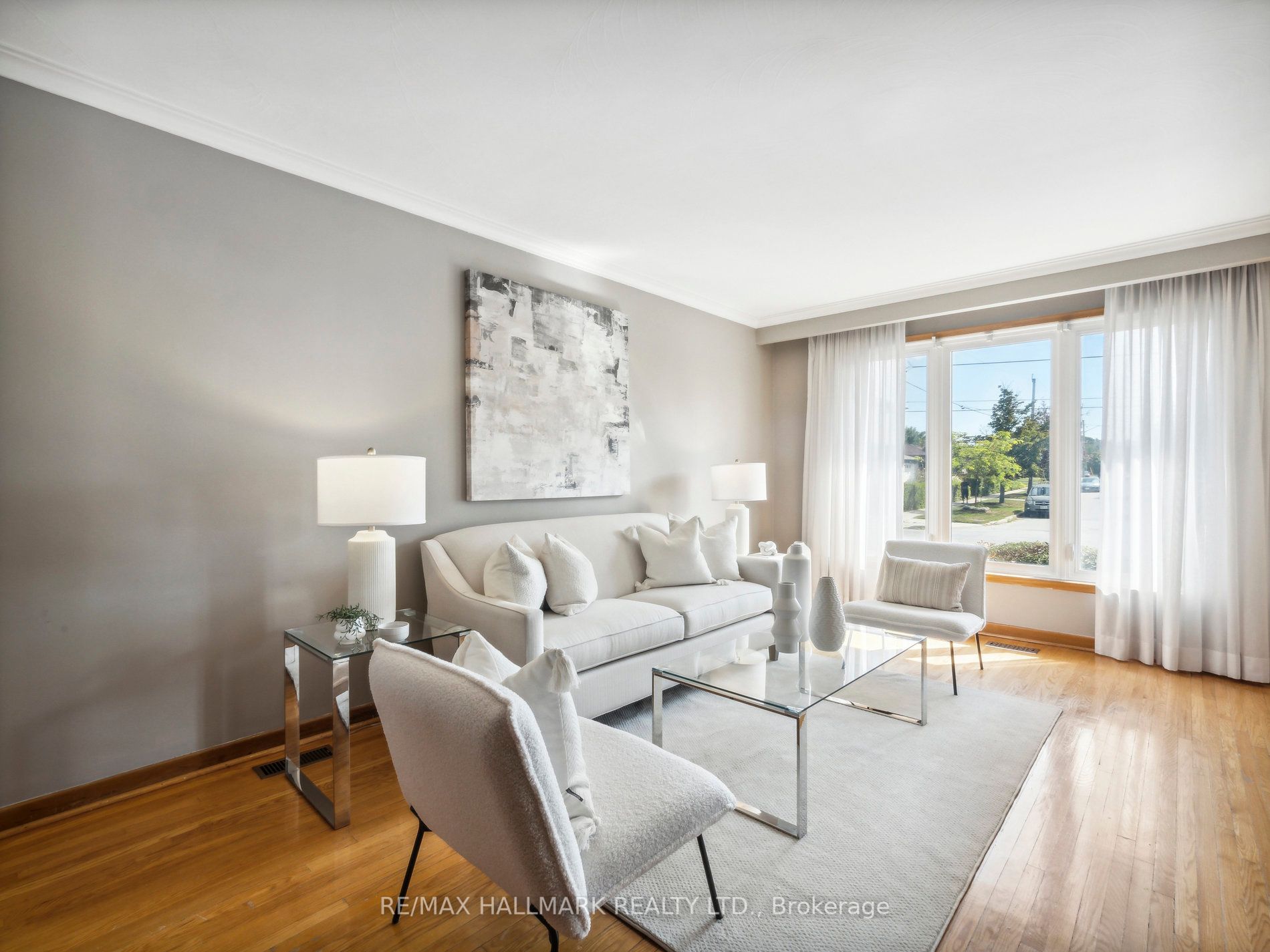 40 Zenith Dr