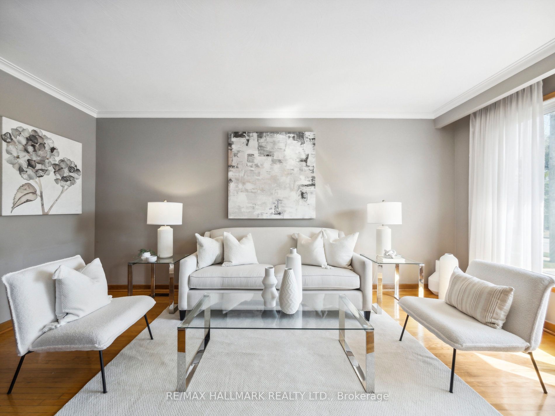 40 Zenith Dr