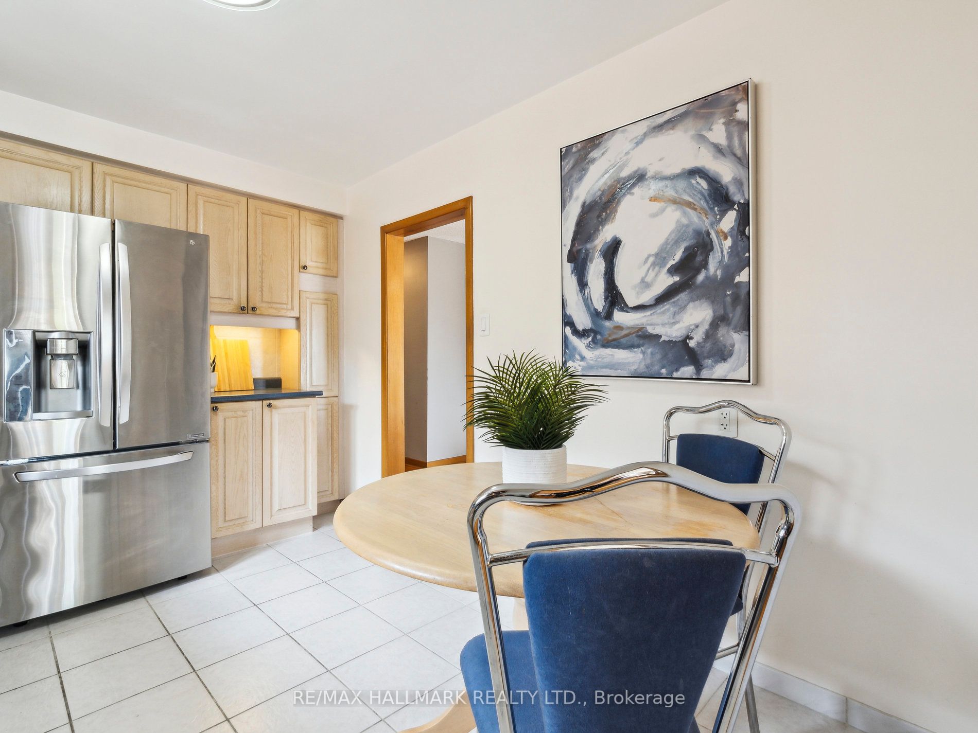 40 Zenith Dr