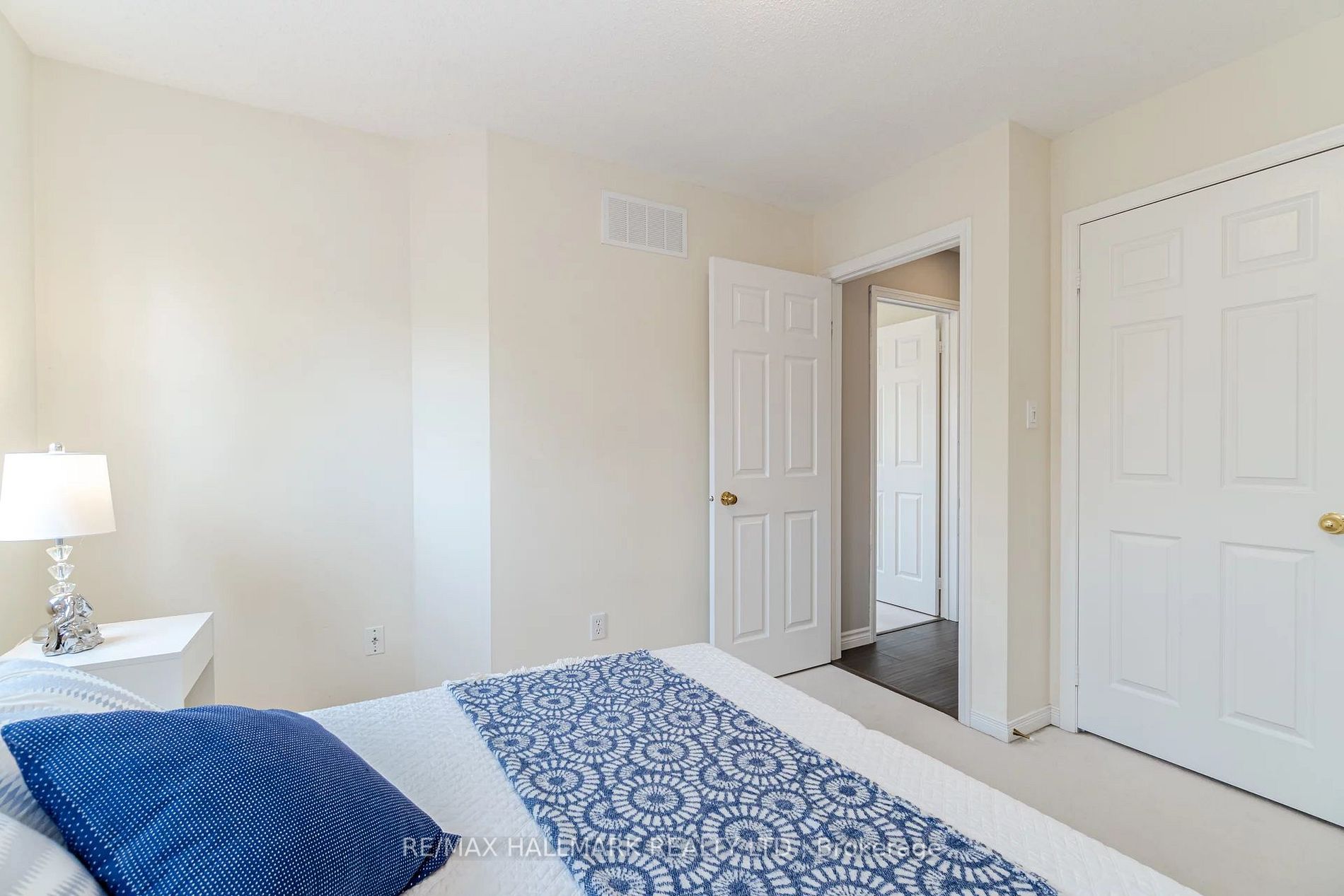 1087 Ormond Dr, #74