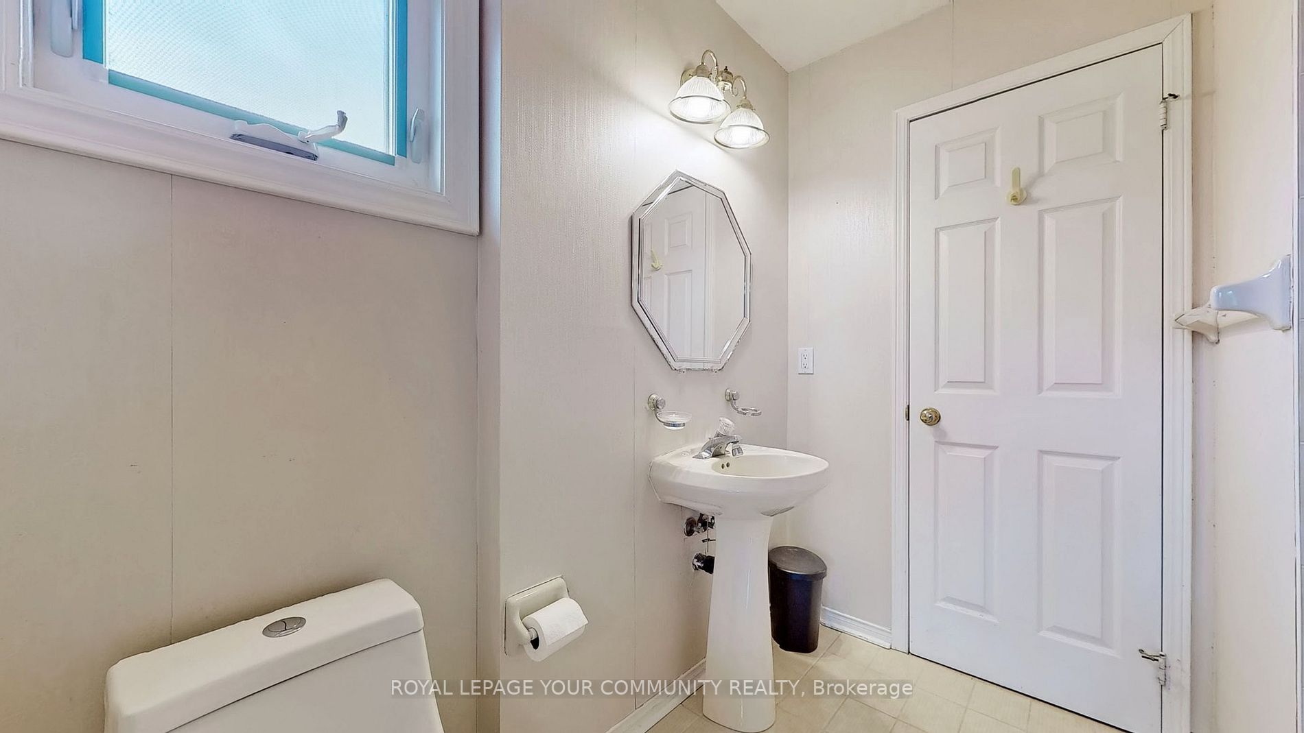 20 Rolling Acres Dr