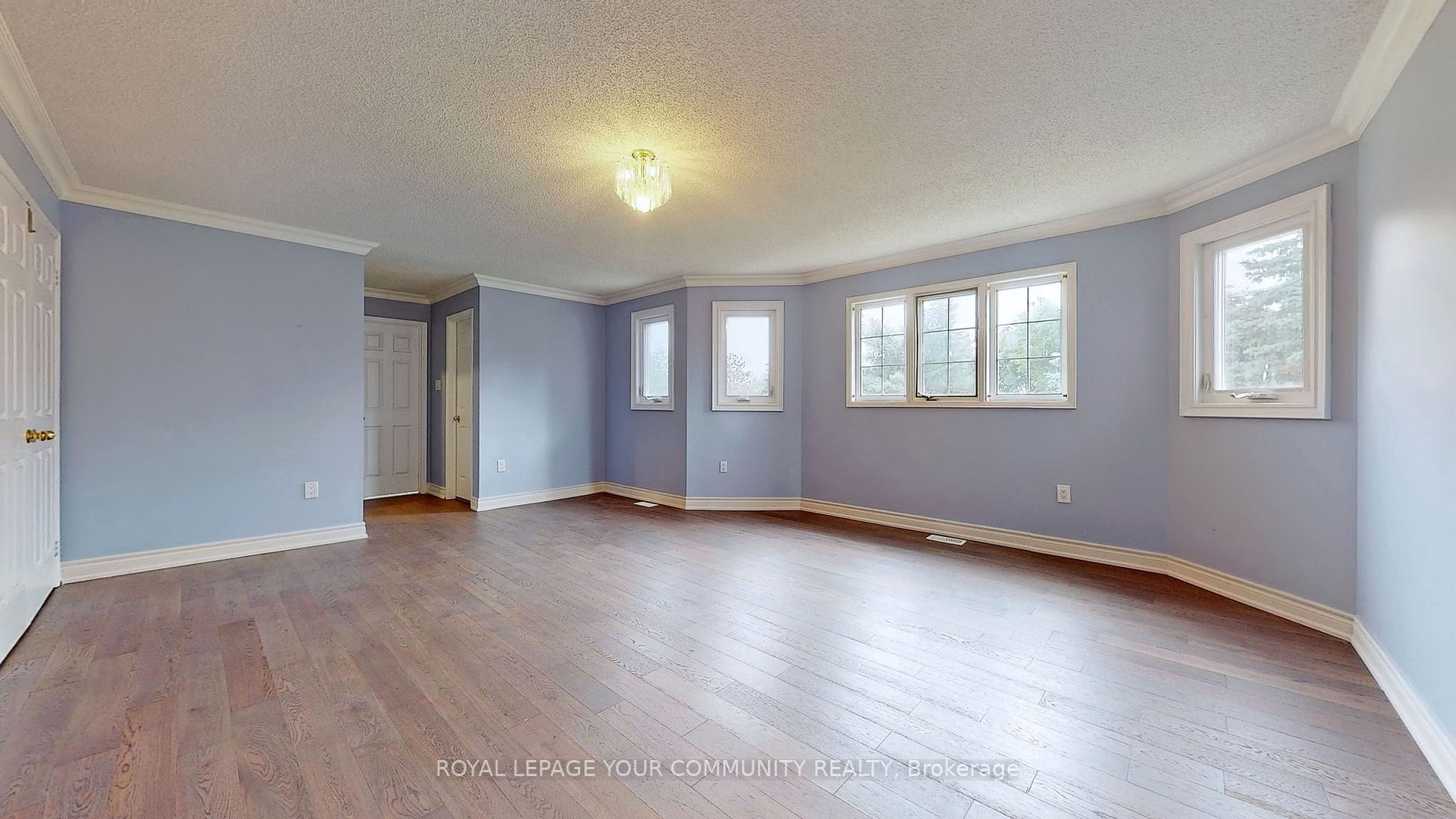 20 Rolling Acres Dr