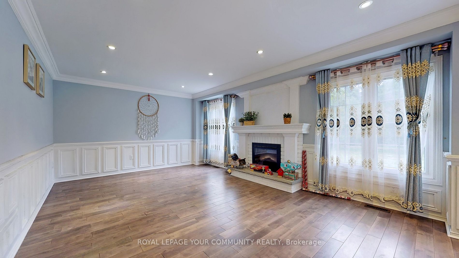 20 Rolling Acres Dr