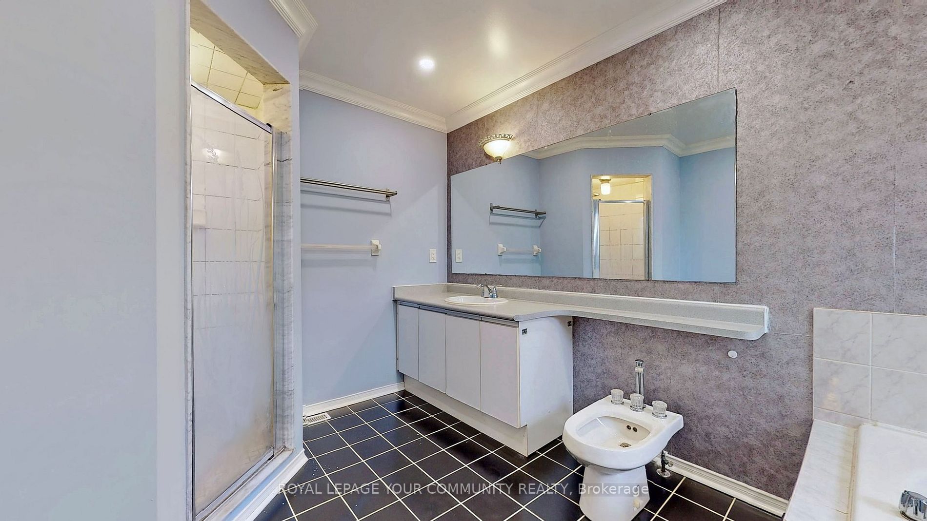 20 Rolling Acres Dr