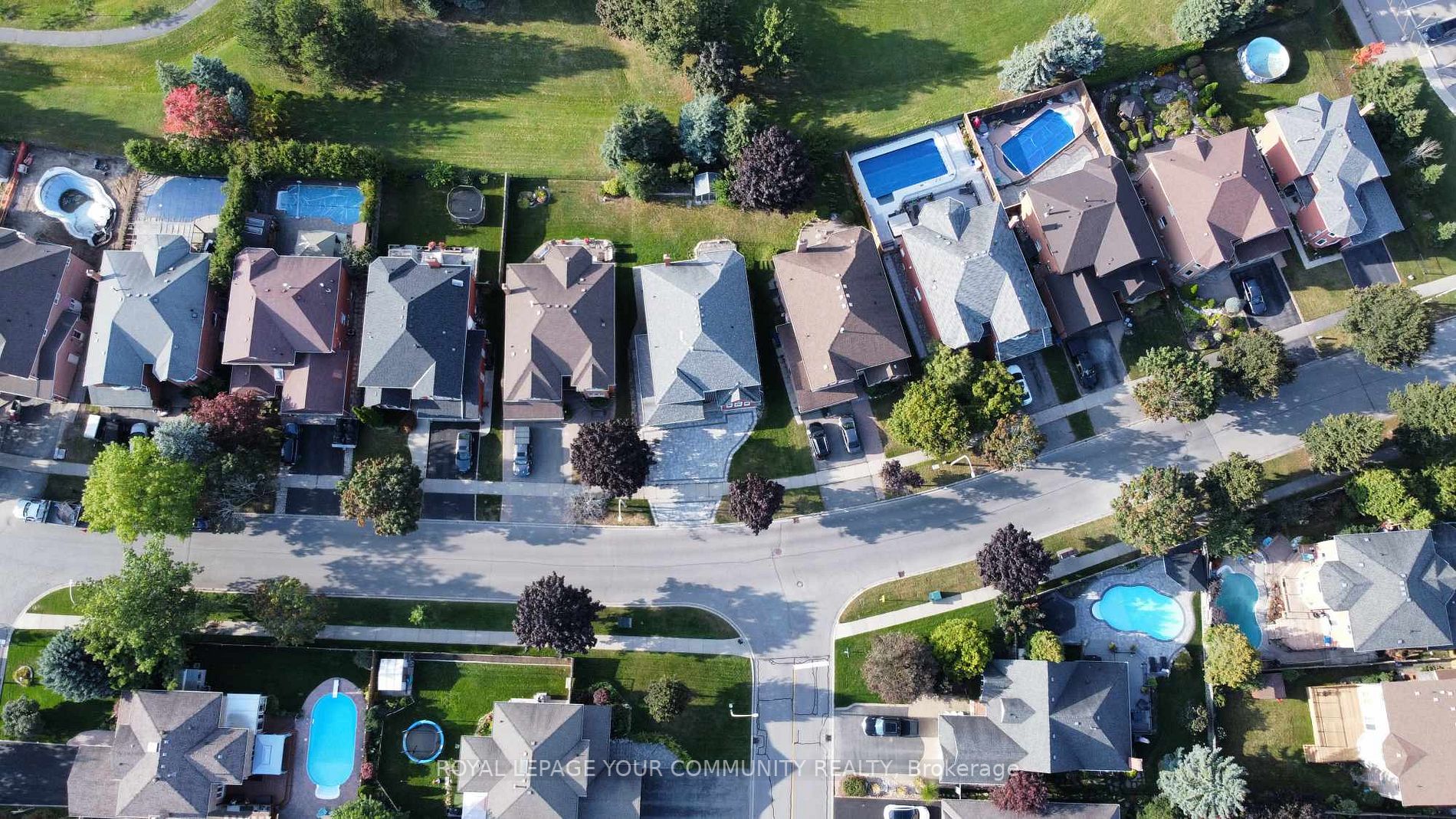 20 Rolling Acres Dr