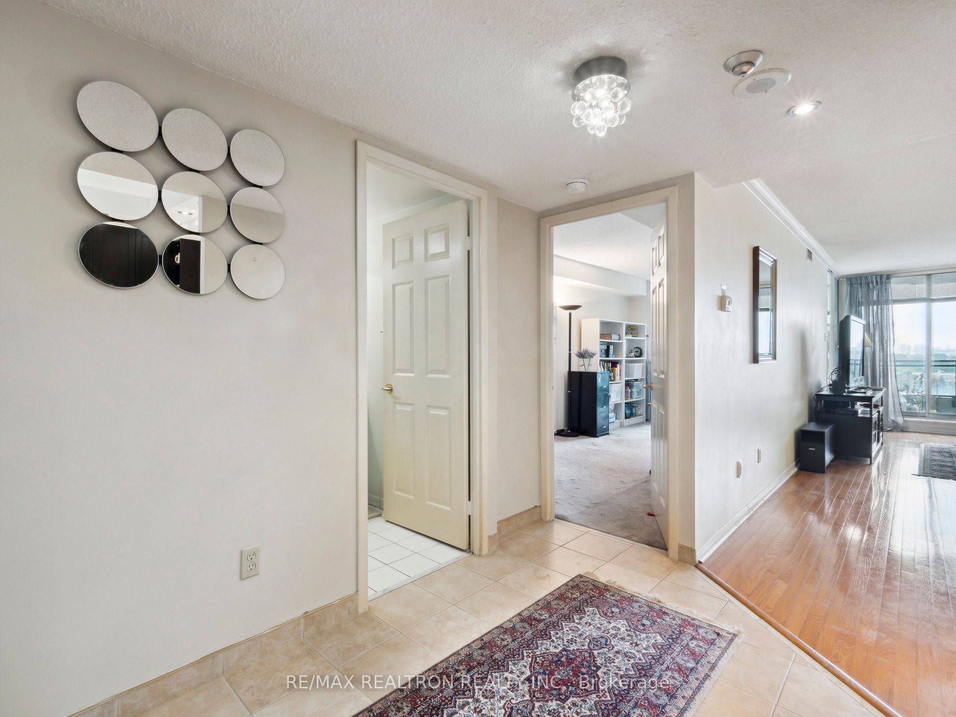 Listing E7011336 - Large Photo # 12