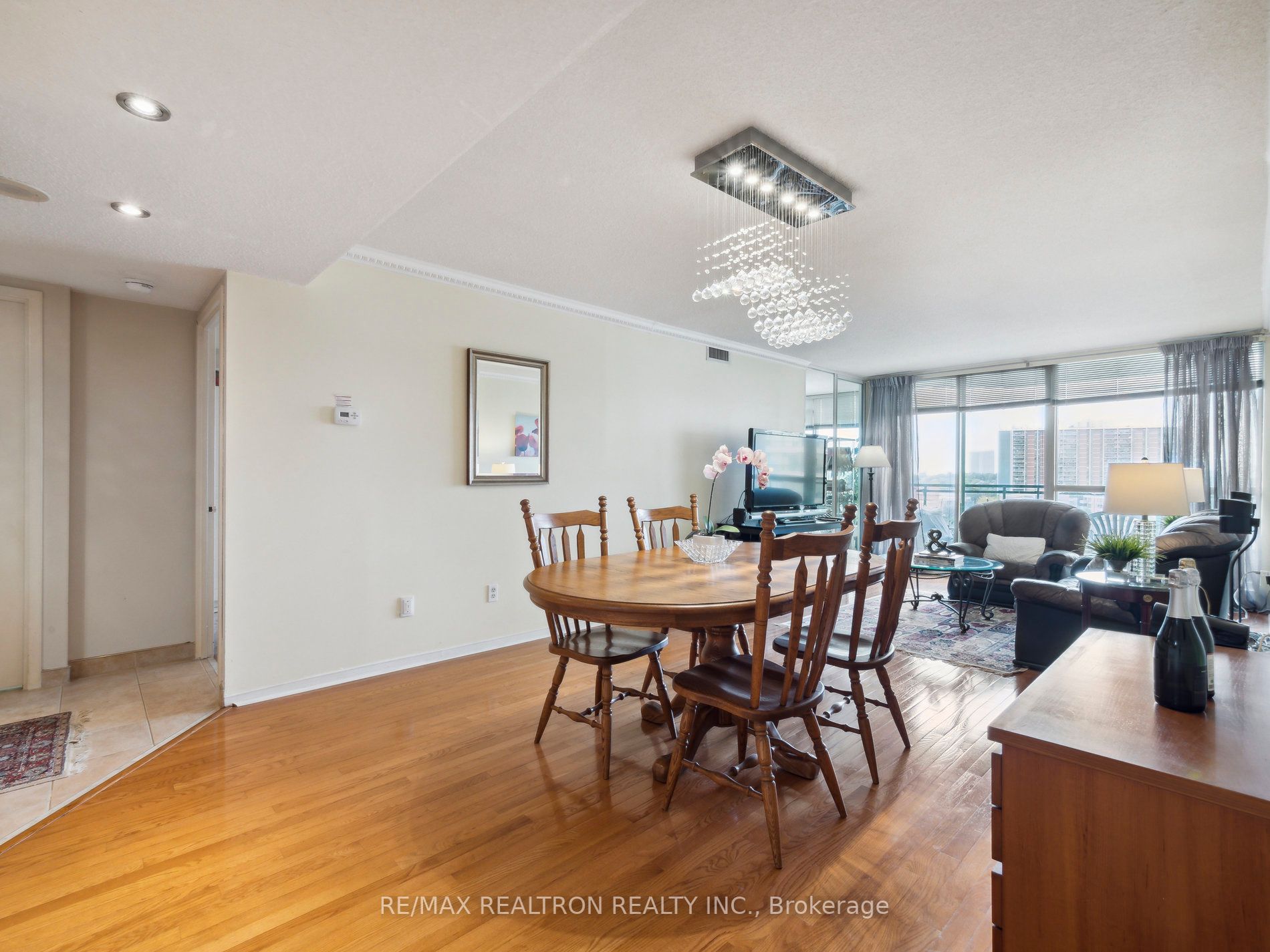 Listing E7011336 - Large Photo # 20