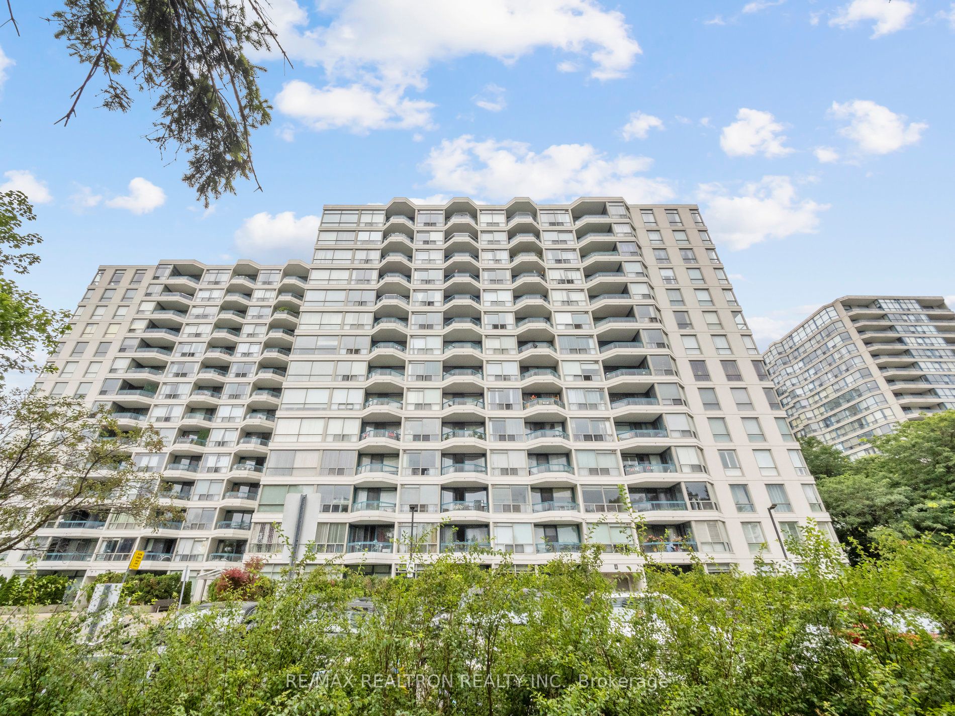 4727 Sheppard Ave E, #1007