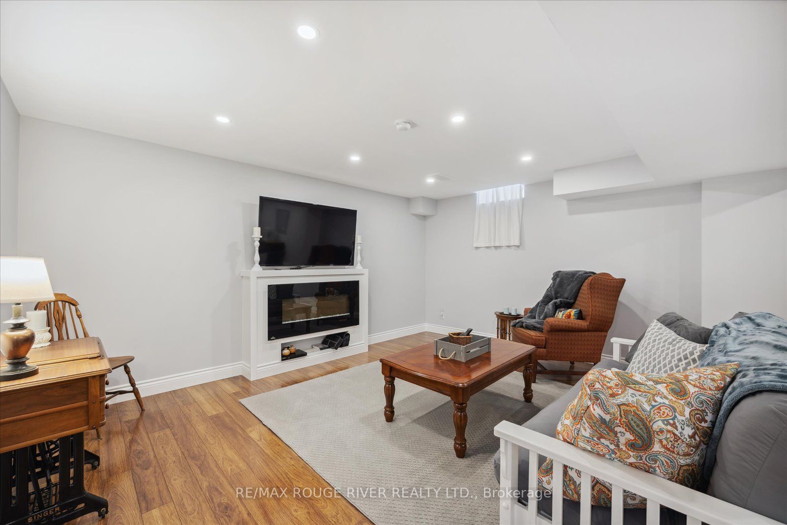 1005 Mountview Crt