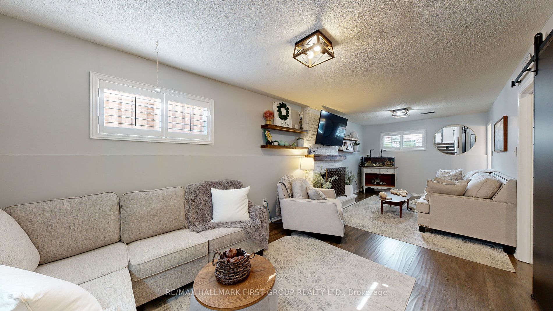 22 Boychyn Dr