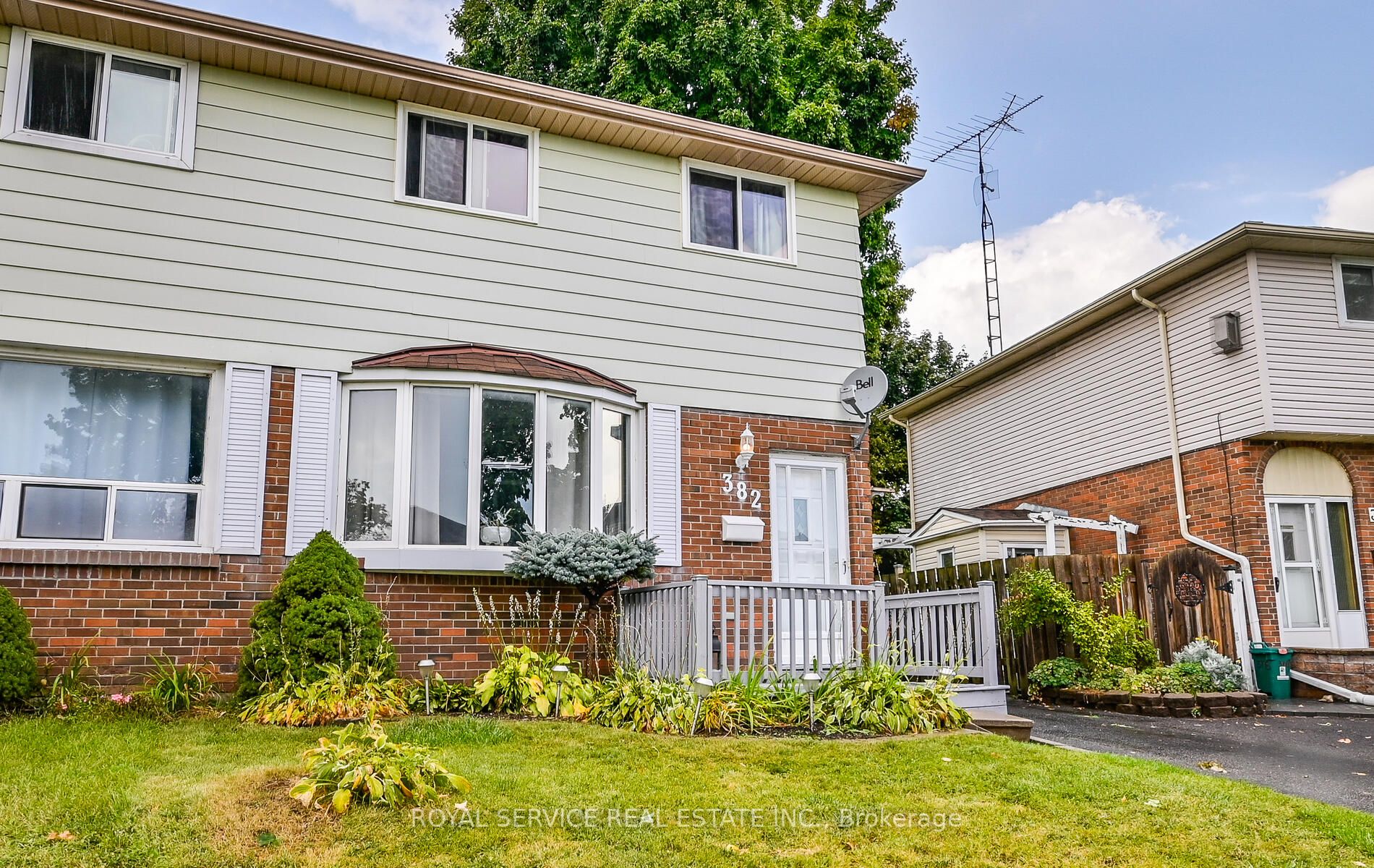 382 Kinmount Cres