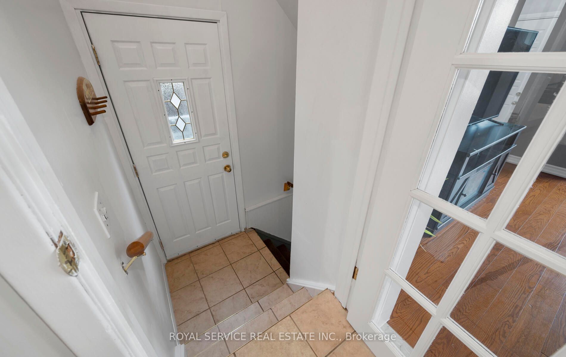 382 Kinmount Cres