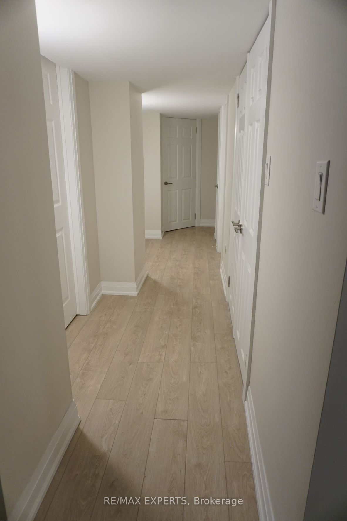77 Cromwell Ave, #Lower